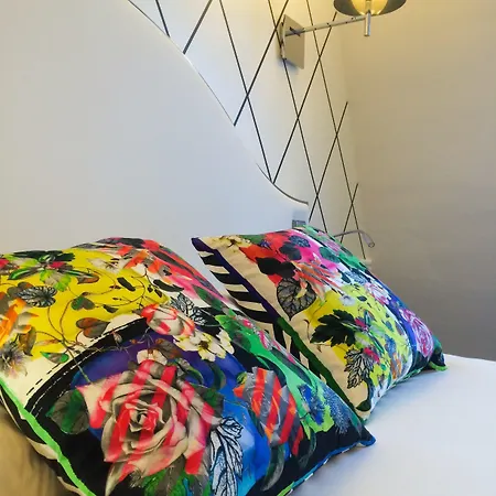 オテル ル ロワイヤル リヴ ゴーシュ ホテル 3*