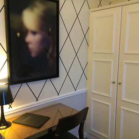 ホテル オテル ル ロワイヤル リヴ ゴーシュ 3*