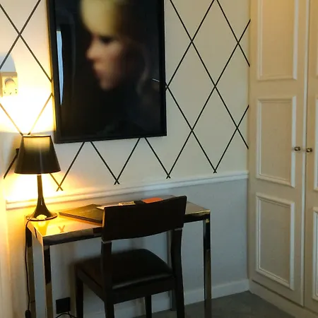 オテル ル ロワイヤル リヴ ゴーシュ 3* パリ