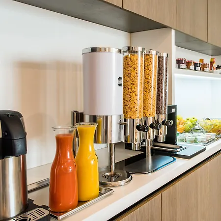 ホテル オテル ル ロワイヤル リヴ ゴーシュ パリ