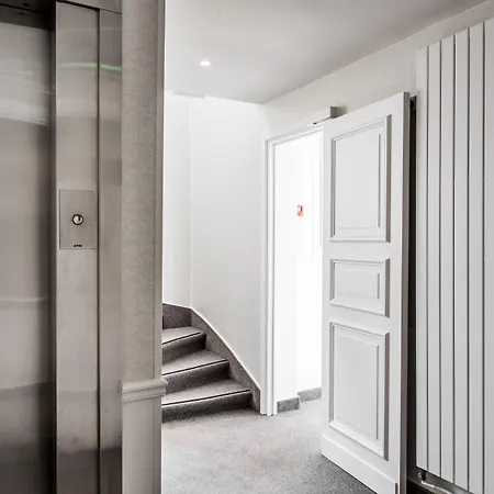 オテル ル ロワイヤル リヴ ゴーシュ パリ