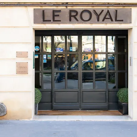 オテル ル ロワイヤル リヴ ゴーシュ