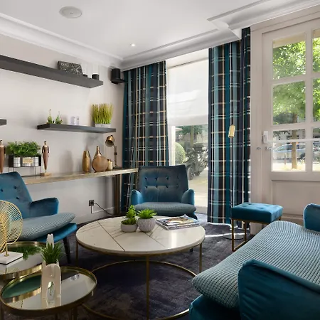 ホテル オテル ル ロワイヤル リヴ ゴーシュ パリ