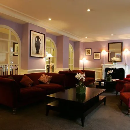 Le Royal Rive Gauche Hotel 3*