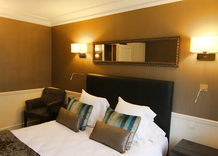 Le Royal Rive Gauche 3*