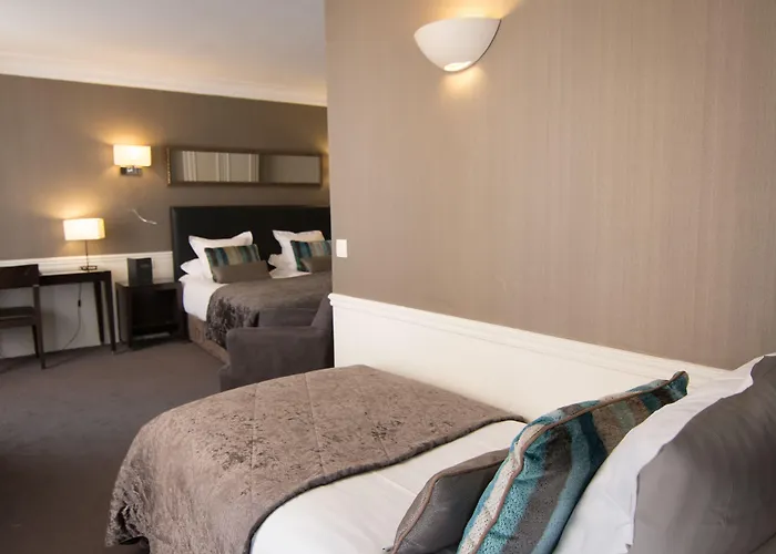 Hotel Le Royal Rive Gauche 3*