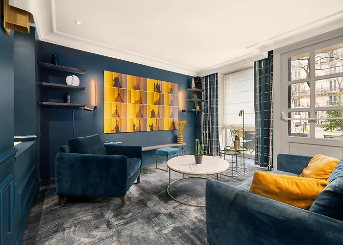 Le Royal Rive Gauche Hotel 3*