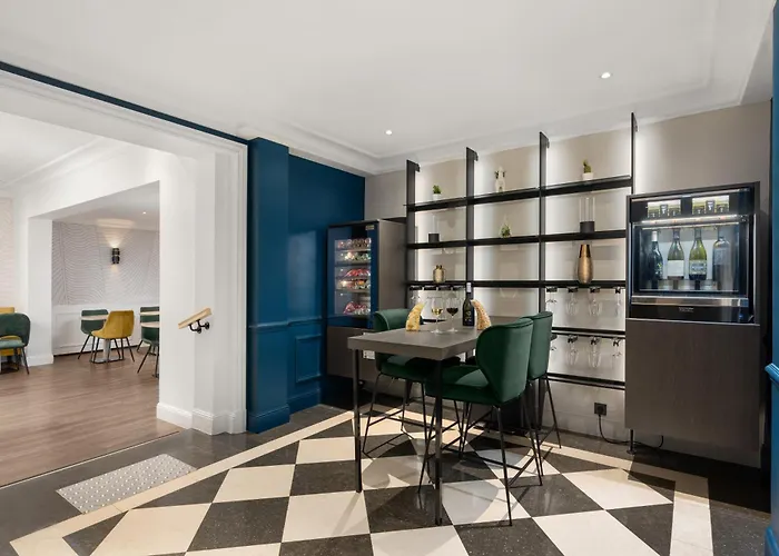 Le Royal Rive Gauche Hotell 3*