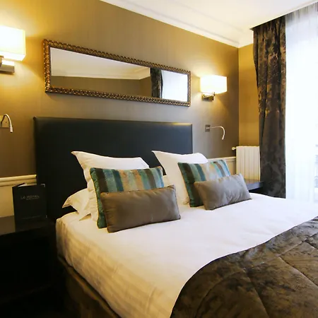 Hotel Le Royal Rive Gauche 3*
